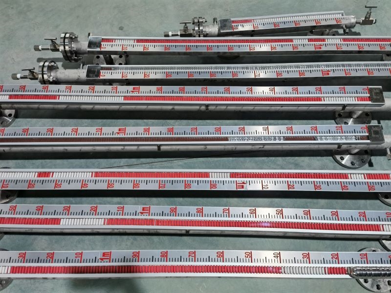 带蒸汽/热水夹套型磁翻板液位计